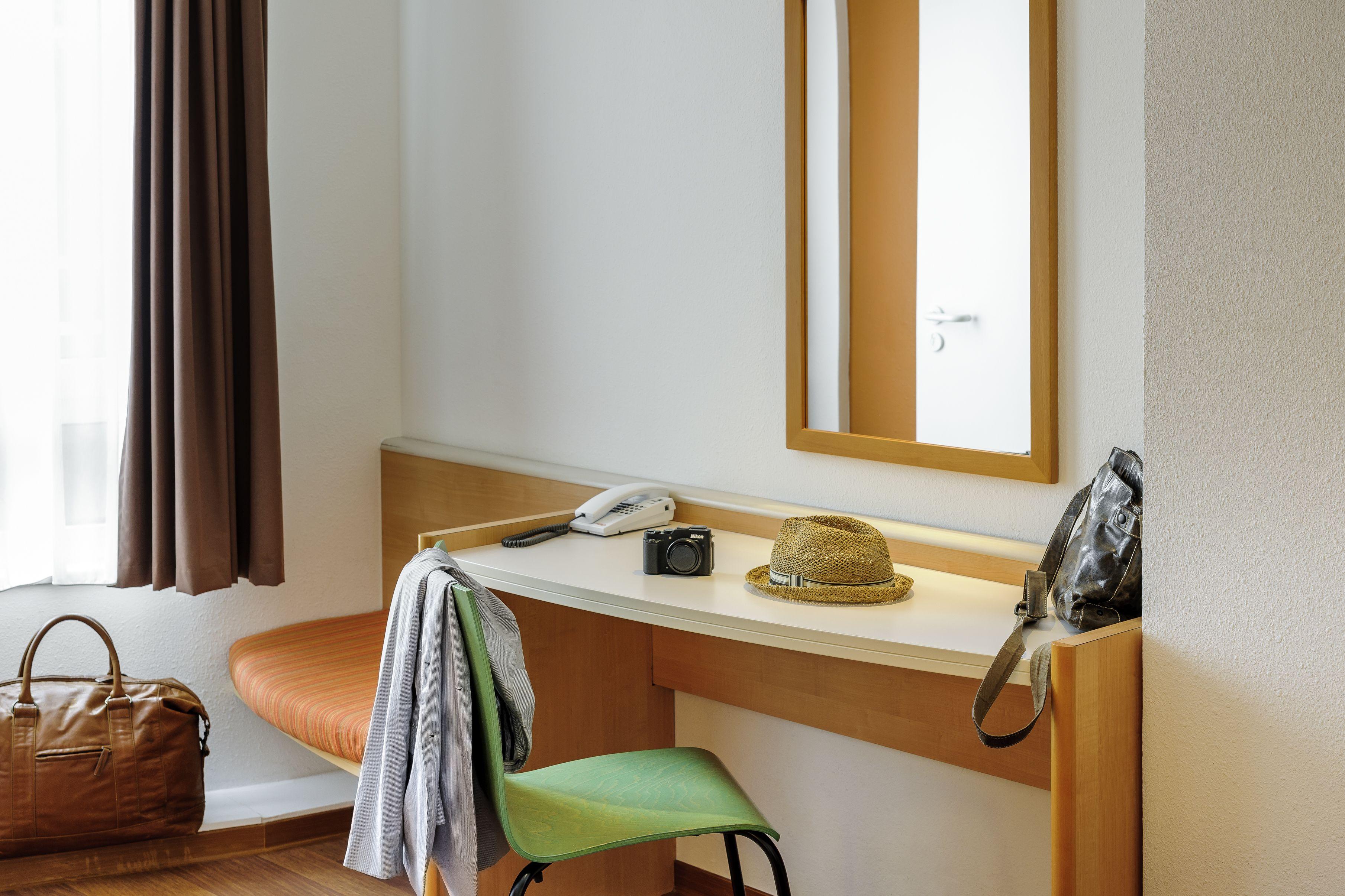 Hotel Ibis Hauptbahnhof 2*