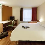 Ibis Hauptbahnhof Dusseldorf