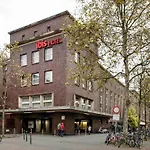 Ibis Hauptbahnhof Dusseldorf