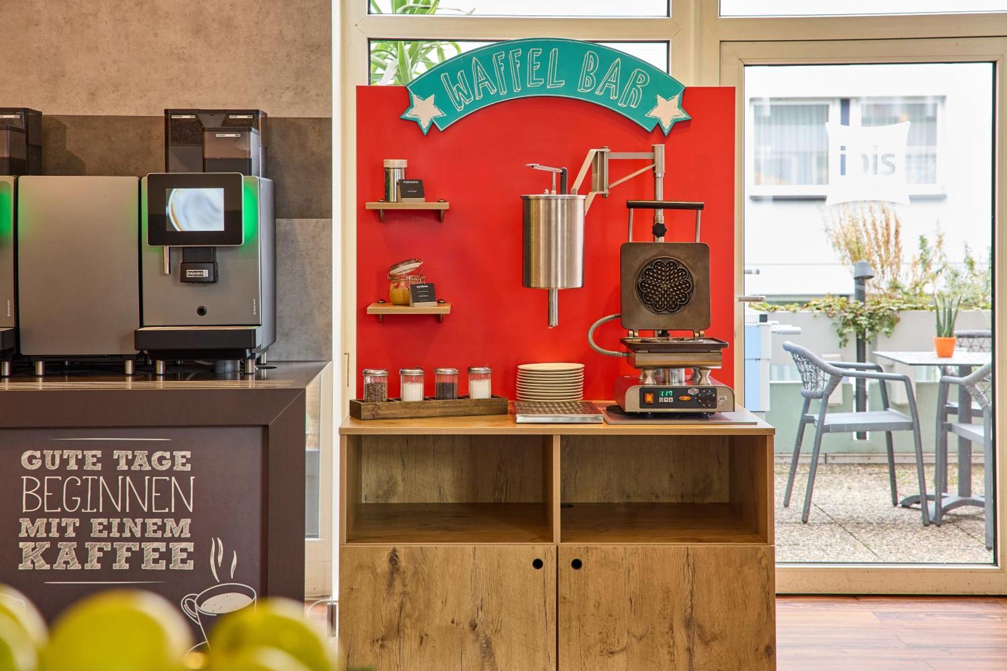 Ibis Hauptbahnhof 3*